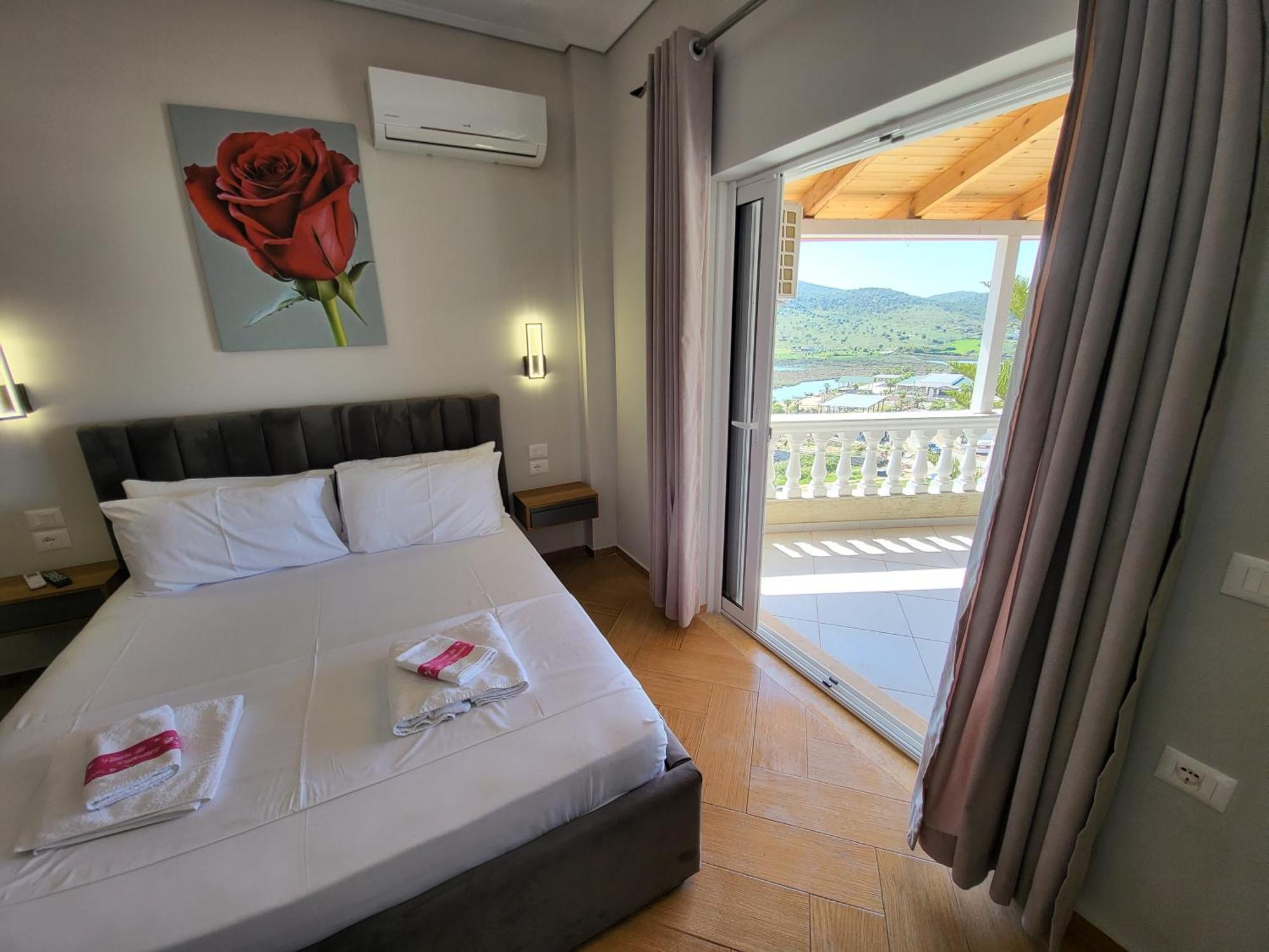 Villa Sarti كساميل الغرفة الصورة